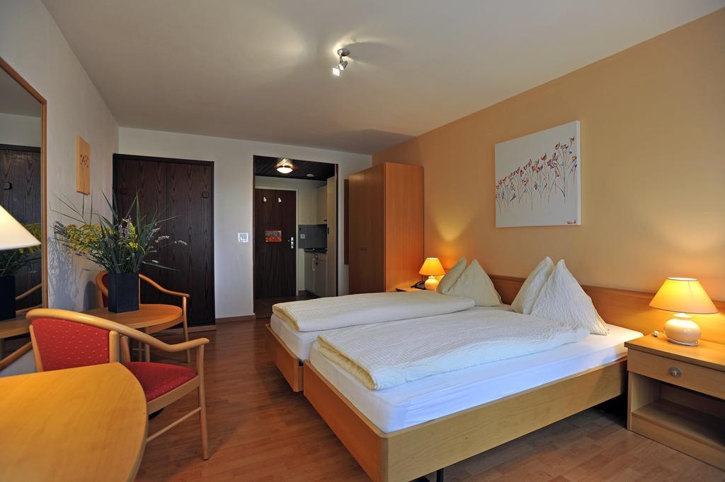 Hotel Restaurant Le Chalet Cortaillod Εξωτερικό φωτογραφία