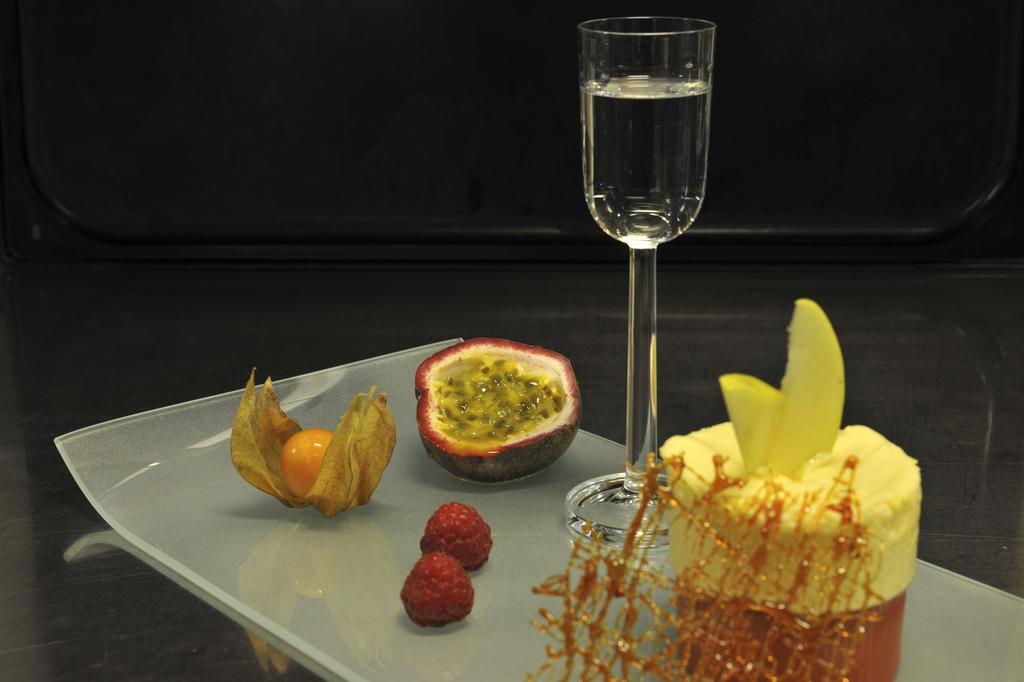 Hotel Restaurant Le Chalet Cortaillod Εξωτερικό φωτογραφία